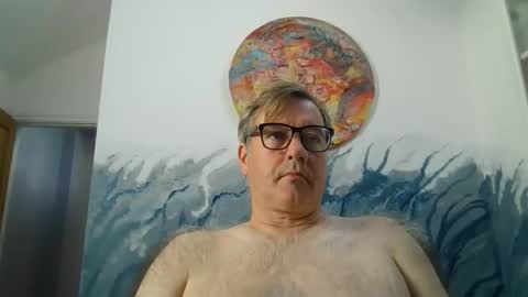 gazzaboy123 online show from 10-05-25, 09:18