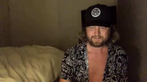 gcsurfer81 online show from 10-04-25, 08:45