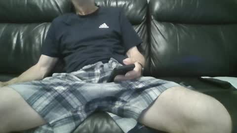 Snapshot of geeezer64 chatting on 06-22-26, 01:29 geeezer64 online show from 06-22-26, 01:29
