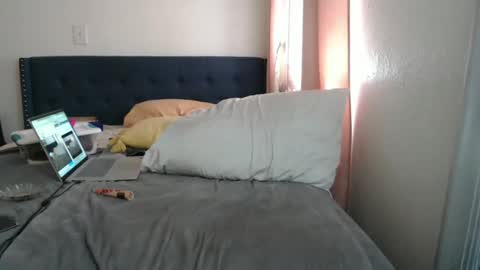 Snapshot of geishapaige chatting on 03-01-25, 05:49 The Empress online show from 03-01-25, 05:49