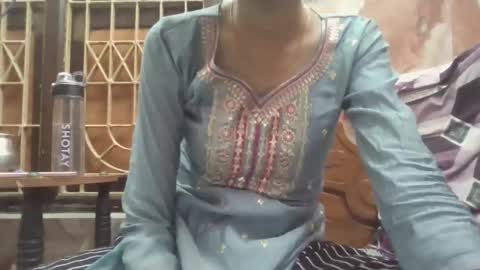 Snapshot of gejalaskshmi chatting on 05-26-26, 07:21 gejalaskshmi online show from 05-26-26, 07:21
