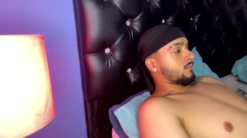 Gema and Myke online show from 09-24-25, 02:20