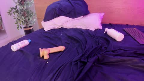 Snapshot of geminis_muentes chatting on 12-30-24, 08:32 geminis muentes online show from 12-30-24, 08:32