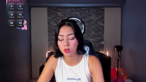 Snapshot of gemma18_ chatting on 06-12-26, 11:03 gemma18_ online show from 06-12-26, 11:03