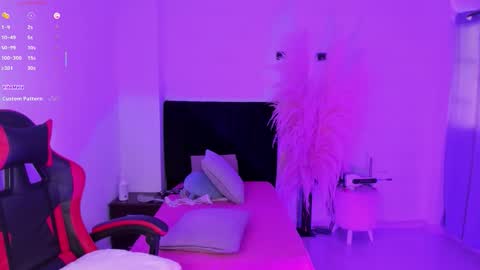          online show from 02-23-26, 07:33