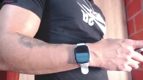 Snapshot of gendersonfit chatting on 06-19-26, 10:57 gendersonfit online show from 06-19-26, 10:57