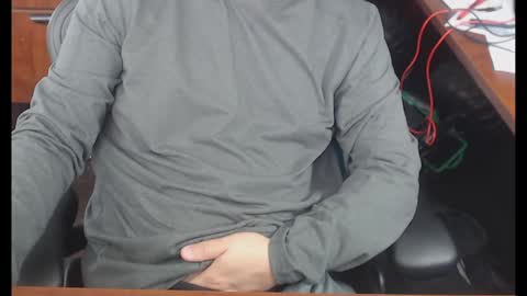 Snapshot of genefun chatting on 01-12-25, 09:40 genefun online show from 01-12-25, 09:40