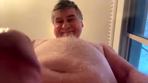 Snapshot of geneox chatting on 12-29-24, 02:00 GeneOx online show from 12-29-24, 02:00