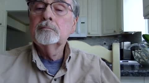 Snapshot of geneox chatting on 10-20-25, 05:57 GeneOx online show from 10-20-25, 05:57