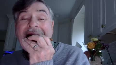 Snapshot of geneox chatting on 11-09-25, 01:53 GeneOx online show from 11-09-25, 01:53