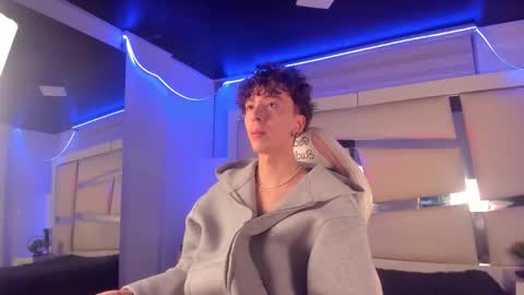 genesis_js online show from 12-02-25, 03:34