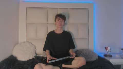 genesis_js online show from 01-06-26, 09:29