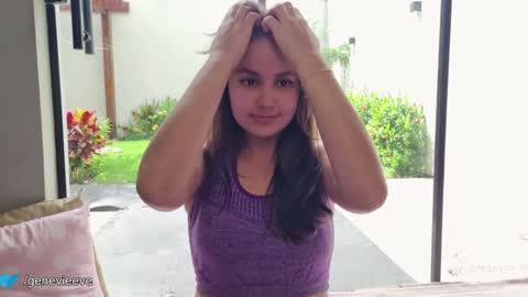 Snapshot of genevieeve chatting on 01-28-25, 05:35 Genn online show from 01-28-25, 05:35