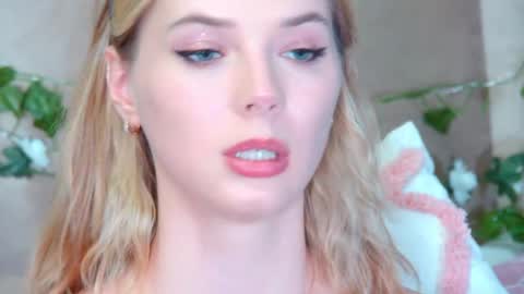 GentleRossi online show from 05-20-26, 04:35