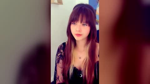 Alice online show from 04-14-26, 07:42