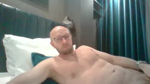 Snapshot of genuinecouple69 chatting on 03-03-26, 10:48 genuinecouple69 online show from 03-03-26, 10:48