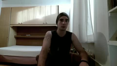 Snapshot of georgeyuno chatting on 12-17-24, 11:49 George Yuno online show from 12-17-24, 11:49