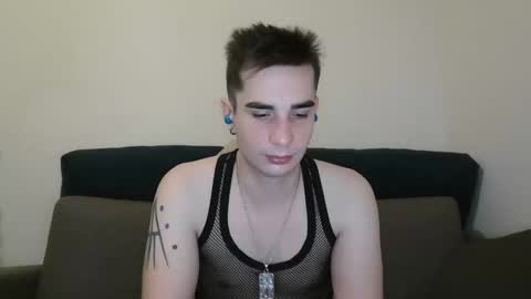 Snapshot of georgeyuno chatting on 01-13-25, 04:51 George Yuno online show from 01-13-25, 04:51