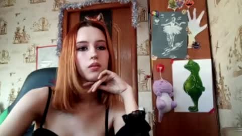 Ellie online show from 04-17-26, 02:53