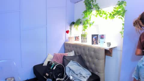 Georgina Coule online show from 04-09-26, 12:21