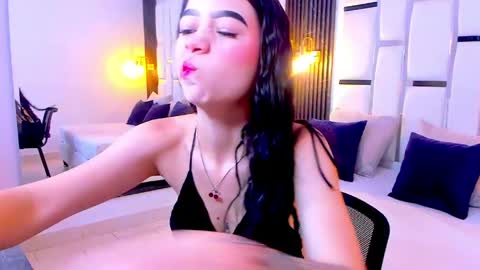 Georgina Kloss  online show from 04-03-26, 02:15