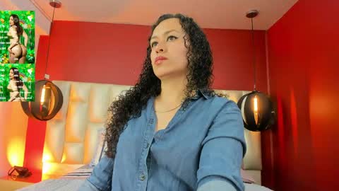 Snapshot of georginaa_ chatting on 05-12-26, 11:29 Georgina online show from 05-12-26, 11:29