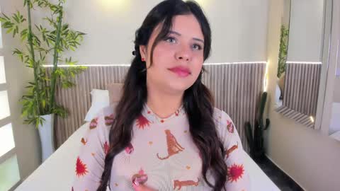 Snapshot of georginareyes chatting on 06-04-26, 10:38 GeorginaReyes online show from 06-04-26, 10:38