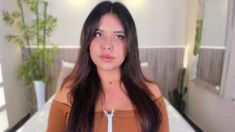 Snapshot of georginareyes chatting on 06-22-26, 10:40 GeorginaReyes online show from 06-22-26, 10:40