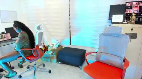 Snapshot of geralfernandez chatting on 05-02-26, 05:40 geralfernandez online show from 05-02-26, 05:40