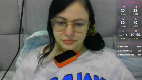 Eva online show from 01-20-25, 03:07