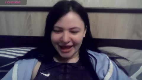Snapshot of german_eva chatting on 05-04-26, 03:41 Eva online show from 05-04-26, 03:41