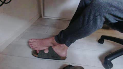 GermanSoleBro online show from 09-17-25, 06:48