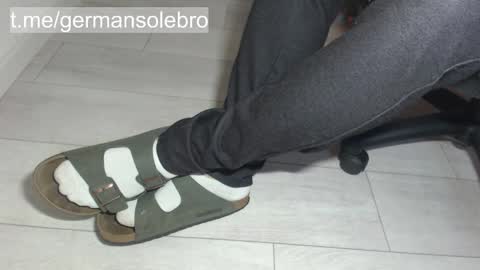 GermanSoleBro online show from 10-02-25, 06:20