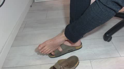 GermanSoleBro online show from 01-16-26, 07:56