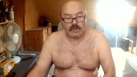 Snapshot of germany_50 chatting on 07-07-26, 04:22 germany_50 online show from 07-07-26, 04:22
