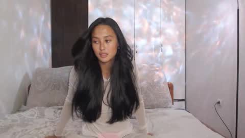 Snapshot of germiona_shine chatting on 09-09-25, 03:50 Germiona online show from 09-09-25, 03:50