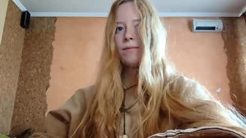 Kate online show from 04-23-26, 03:08