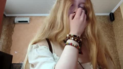 Kate online show from 05-08-26, 10:37