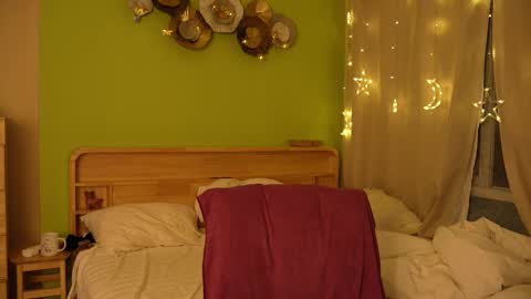 Snapshot of gessifossa chatting on 09-13-25, 01:00 Anna online show from 09-13-25, 01:00