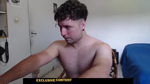 gferrari1996 online show from 12-15-25, 04:33