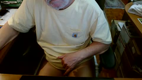 Snapshot of gfhdhr2 chatting on 01-13-26, 08:36 gfhdhr2 online show from 01-13-26, 08:36