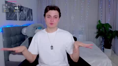 Alex online show from 10-22-25, 09:20