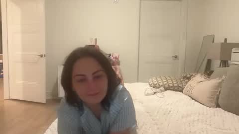 Snapshot of ggstrawberries chatting on 05-09-26, 01:11 ggstrawberries online show from 05-09-26, 01:11