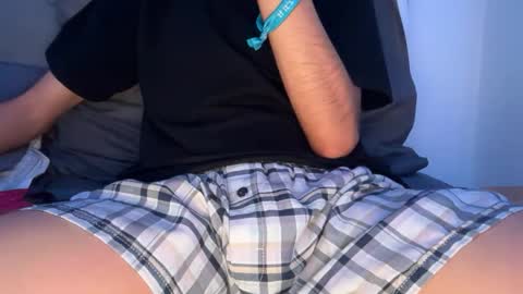 gh0st_boy_ online show from 10-15-25, 01:28