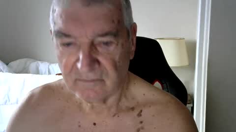 Gisse online show from 01-04-25, 02:14