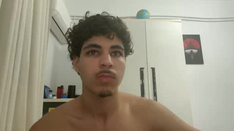 Snapshot of ghilasssss chatting on 12-04-25, 04:27 ghilasssss online show from 12-04-25, 04:27