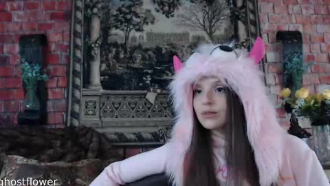 ghostflower online show from 09-18-25, 05:59