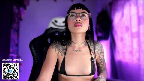 Snapshot of ghostlydolll chatting on 02-10-26, 06:45 Sara online show from 02-10-26, 06:45