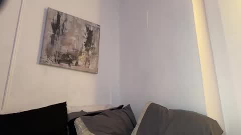 Snapshot of ghosttt96 chatting on 03-01-25, 01:32 ghosttt96 online show from 03-01-25, 01:32