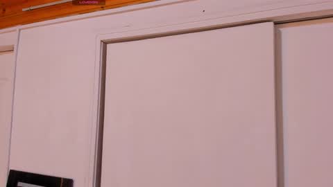 Allison  online show from 12-14-25, 01:05